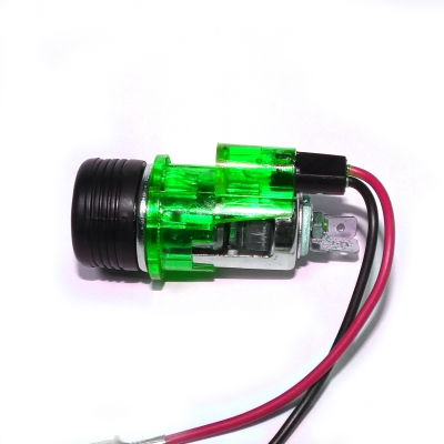 Универсална запалка за автомобил 12V с вградена светеща в зелено светлина 28мм-29мм