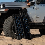 Комплект 2 бр. подложки против буксуване за допълнително сцепление на гуми 104 x 28 см